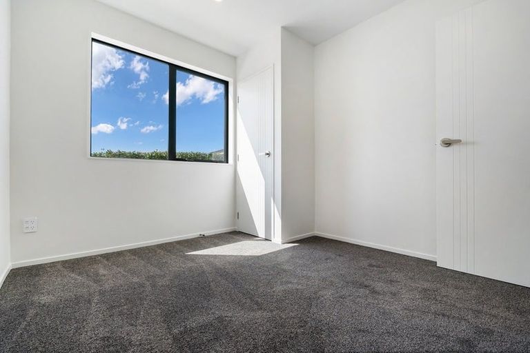 Photo of property in 57a Chequers Avenue, Glenfield, Auckland, 0629