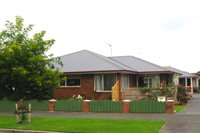 Photo of property in 38 King Street, Mosgiel, 9024