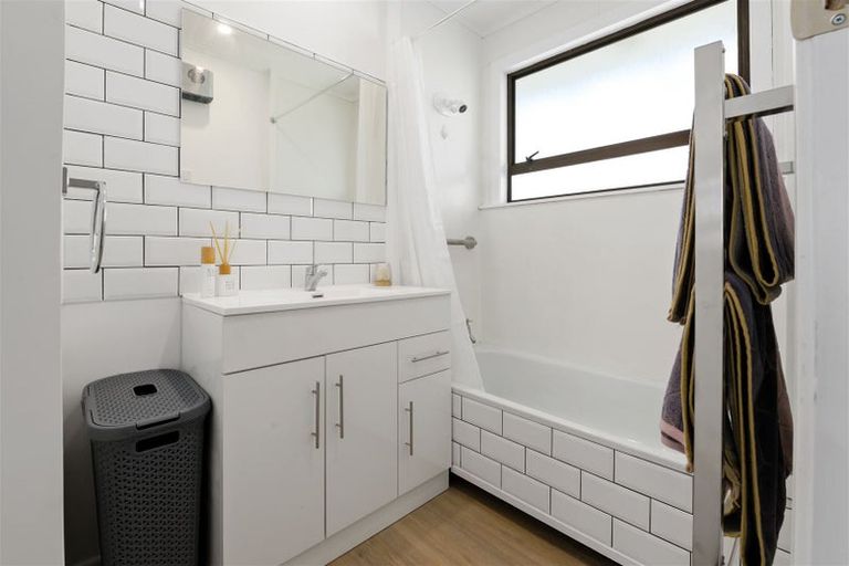 Photo of property in 8b Vivian Street, Melville, Hamilton, 3206