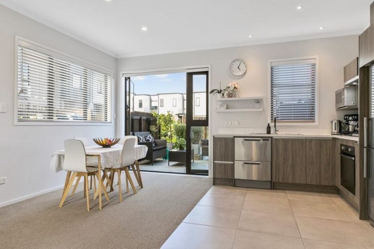 Photo of property in 31 Saltmarsh Road, Hobsonville, Auckland, 0616