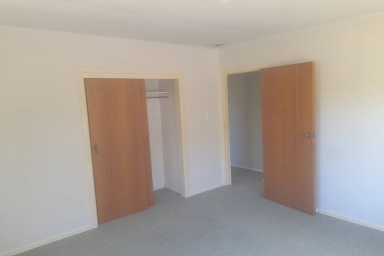 Photo of property in 43 Sunnyview Drive, Brown Owl, Upper Hutt, 5018