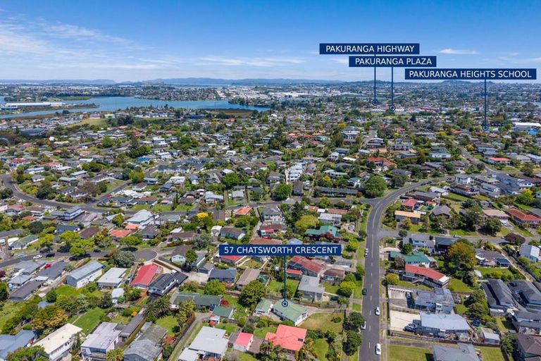 Photo of property in 57 Chatsworth Crescent, Pakuranga Heights, Auckland, 2010