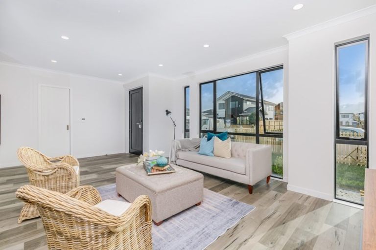 Photo of property in 41 Myland Drive, Hobsonville, Auckland, 0616