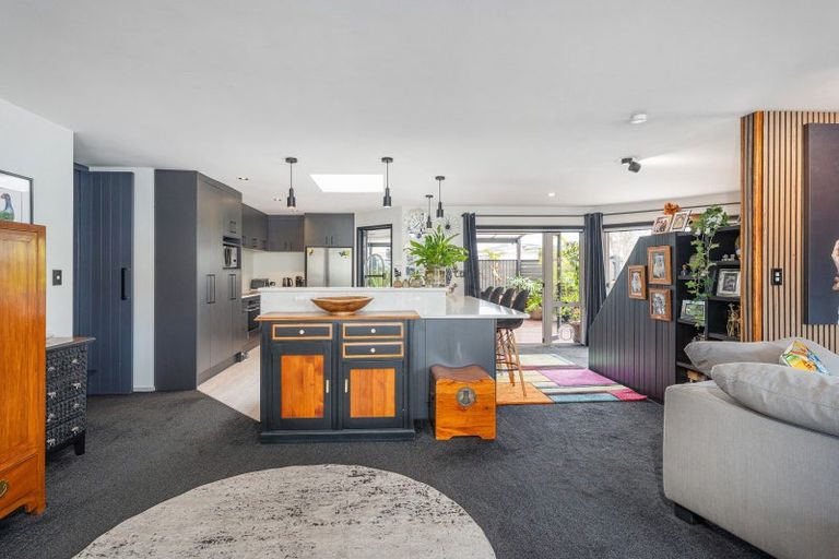 Photo of property in 124 Motu Grande, Pauanui, Hikuai, 3579