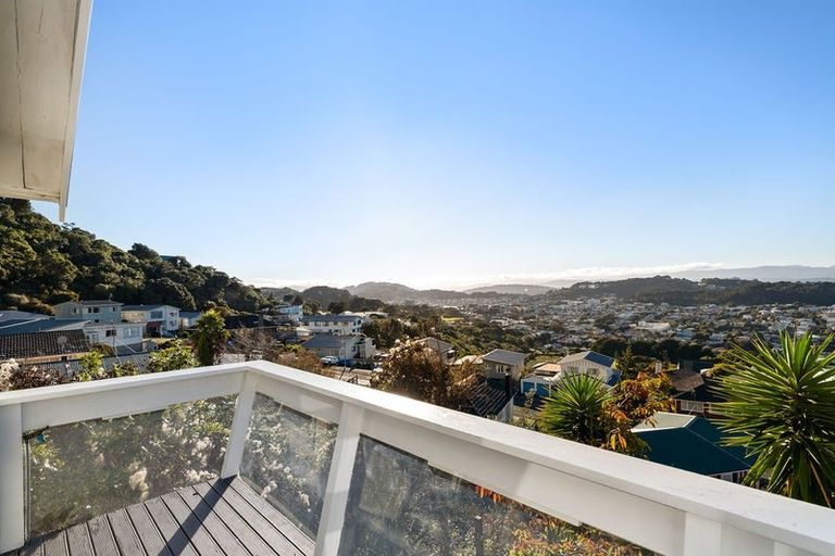 Photo of property in 42 Halifax Street, Kingston, Wellington, 6021