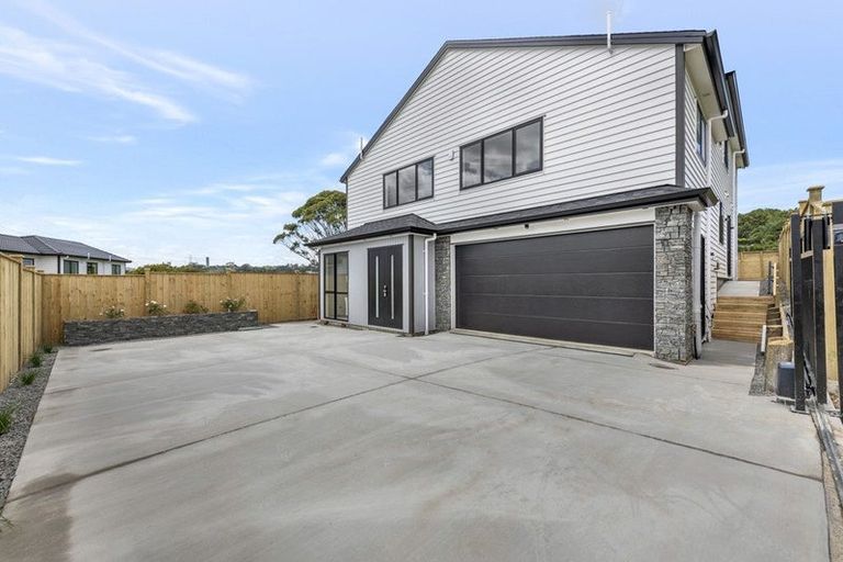 Photo of property in 2a Ballyalton Crescent, Flat Bush, 2019