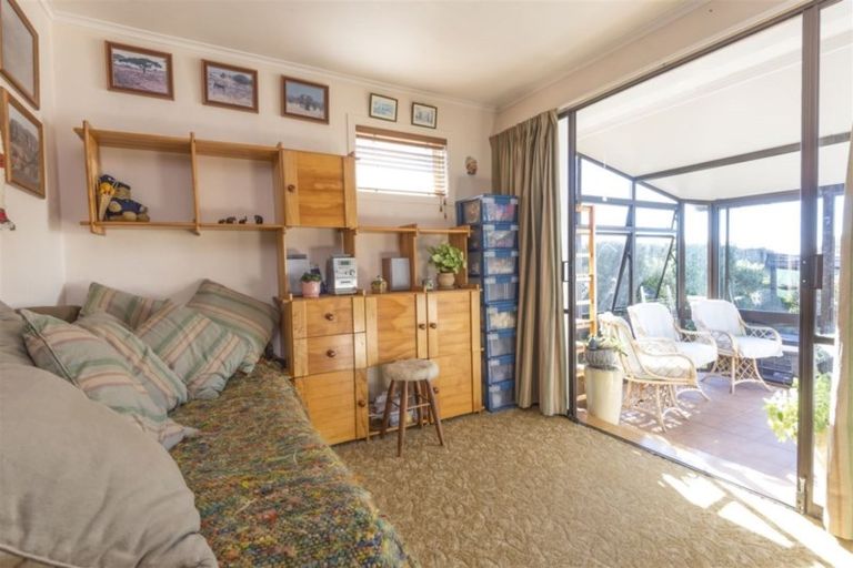 Photo of property in 220 Saint Marys Avenue, Te Awamutu, 3800
