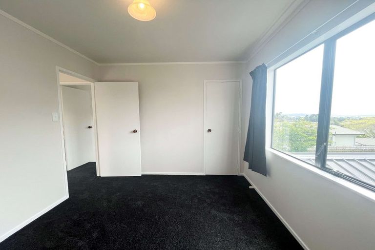 Photo of property in 16 Ebony Place, Massey, Auckland, 0614