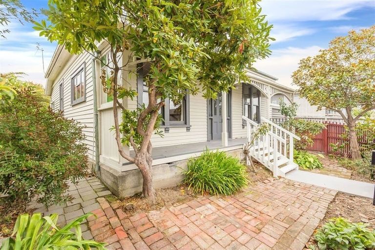 Photo of property in 85 Caledonian Road, St Albans, Christchurch, 8014