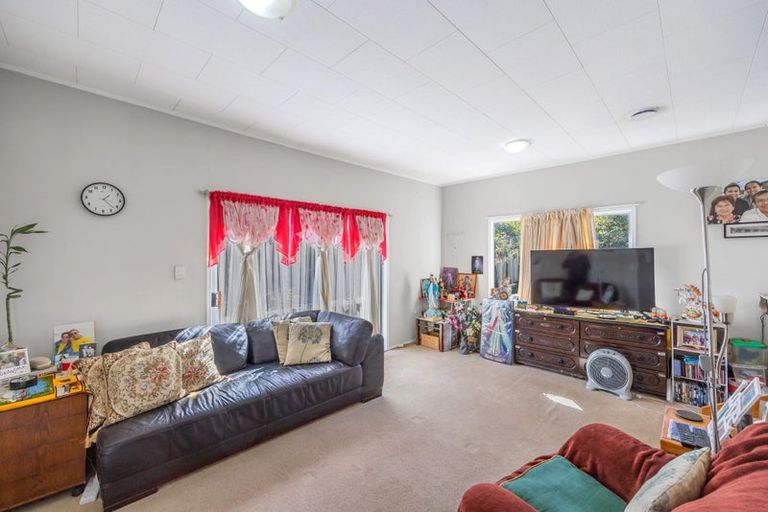 Photo of property in 5 Merida Place, Unsworth Heights, Auckland, 0632