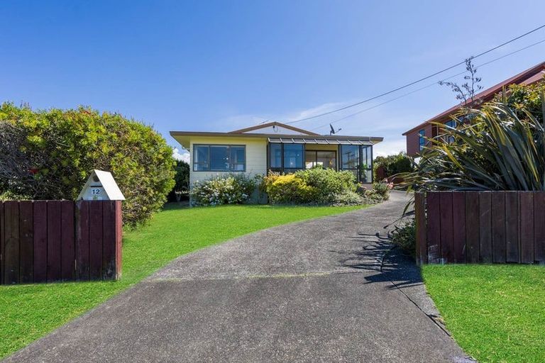 Photo of property in 12 Melandra Road, Stanmore Bay, Whangaparaoa, 0932