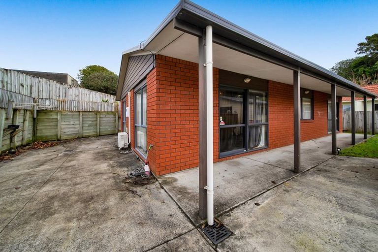 Photo of property in 12a Stuart Place, Blagdon, New Plymouth, 4310