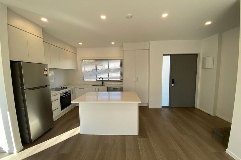 Photo of property in 17/22 James Laurie Street, Henderson, Auckland, 0612