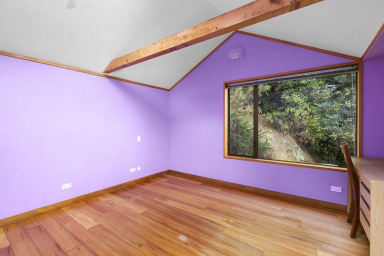 Photo of property in 18 Ivanhoe Road, The Cove, Dunedin, 9077