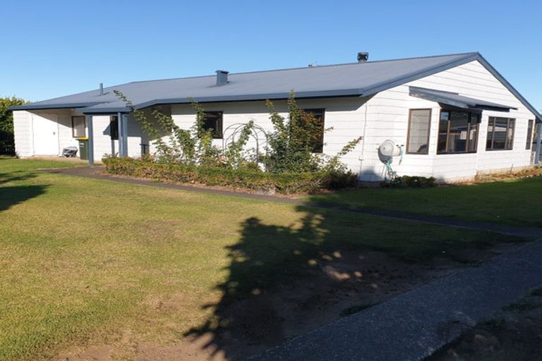 Photo of property in 82 Sandspit Road, Waiuku, 2123