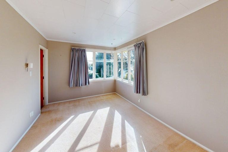 Photo of property in 9 York Place, Awapuni, Palmerston North, 4412