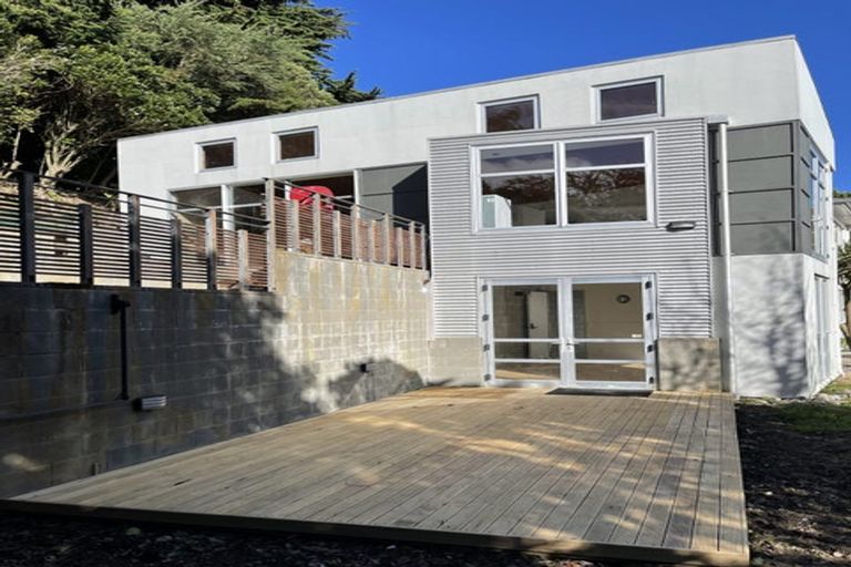 Photo of property in 1-7 Sheridan Terrace, Johnsonville, Wellington, 6037