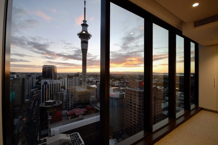 Photo of property in 12 Eric Price Avenue, Takapuna, Auckland, 0620