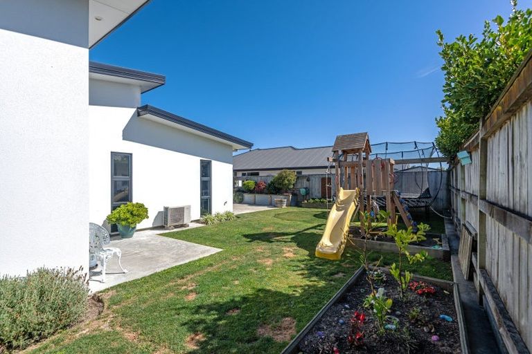 Photo of property in 8 Cherry Place, Feilding, 4702
