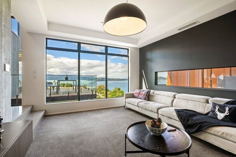 Photo of property in 14 Shalimar Crescent, Khandallah, Wellington, 6035