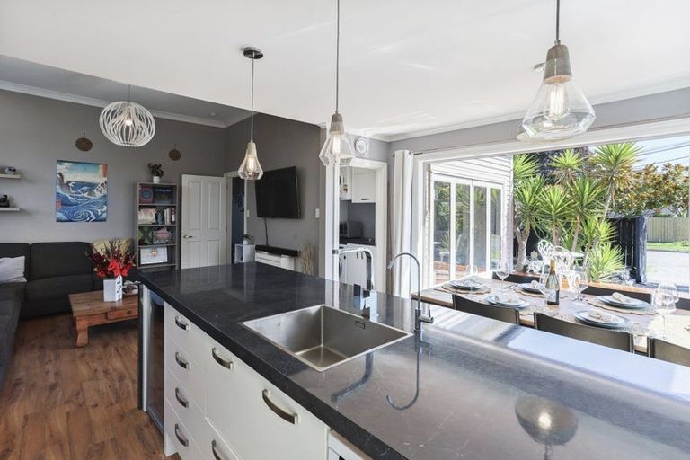 Photo of property in 95 Sullivan Avenue, Woolston, Christchurch, 8023