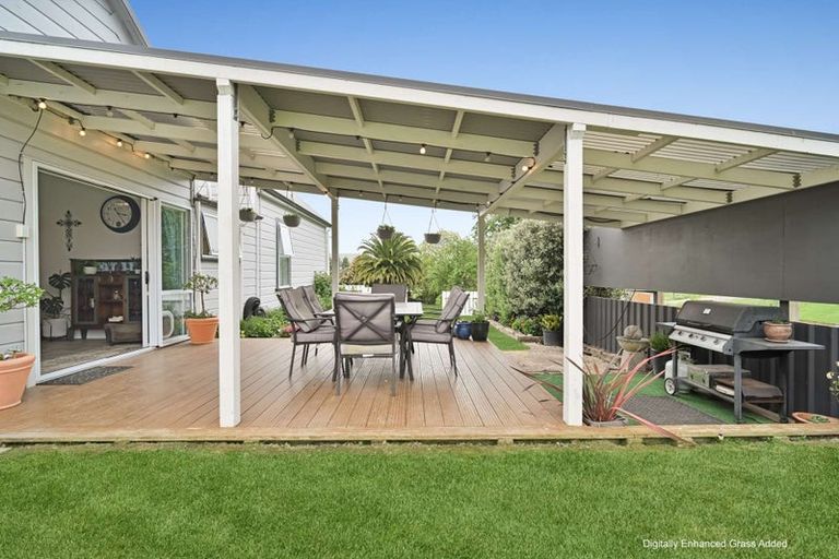 Photo of property in 56 Tapairu Road, Waipawa, 4275