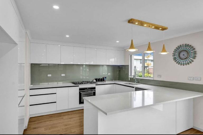 Photo of property in 95d Raglan Street, Mangere East, Auckland, 2024