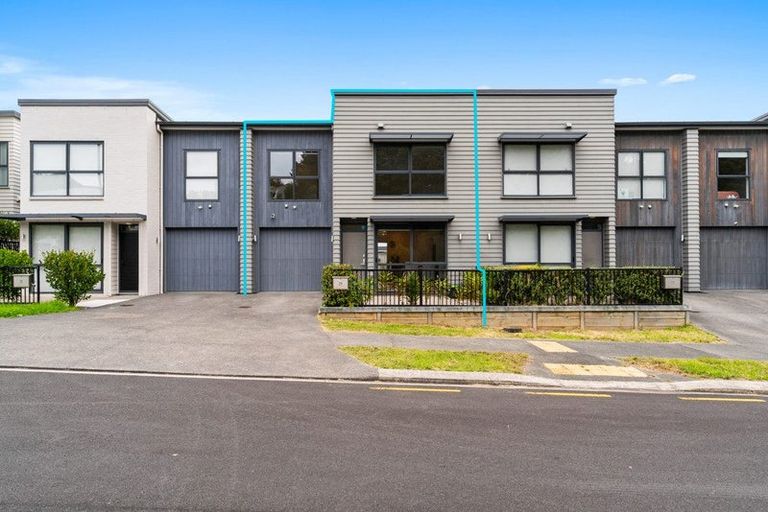 Photo of property in 29 Matairangi Avenue, Totara Heights, Auckland, 2105