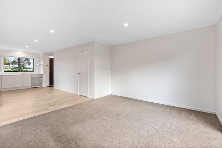Photo of property in 250e Porchester Road, Takanini, 2112