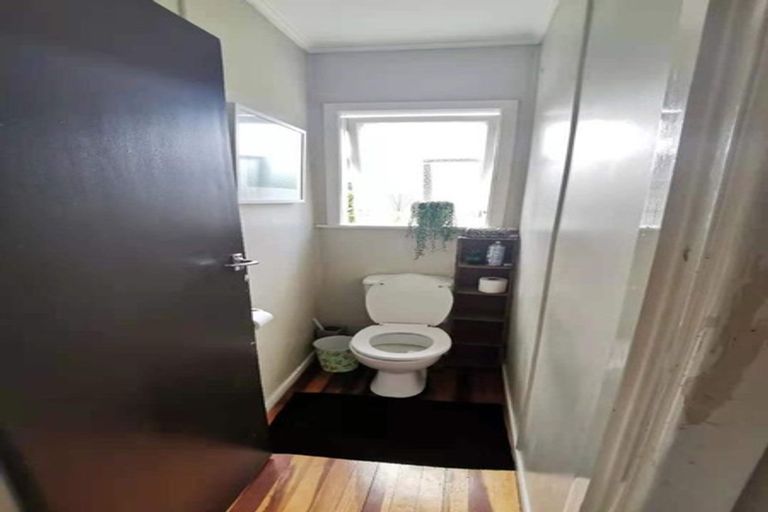 Photo of property in 18 Ranui Avenue, Ranui, Auckland, 0612