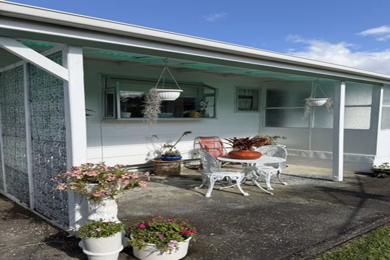 Photo of property in 40 Charntay Avenue, Clover Park, Auckland, 2019