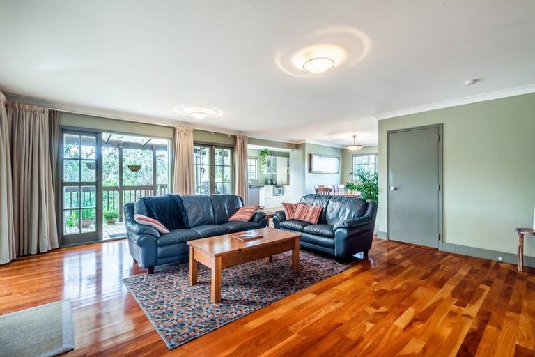 Photo of property in 10a Cassino Street, Bayswater, Auckland, 0622