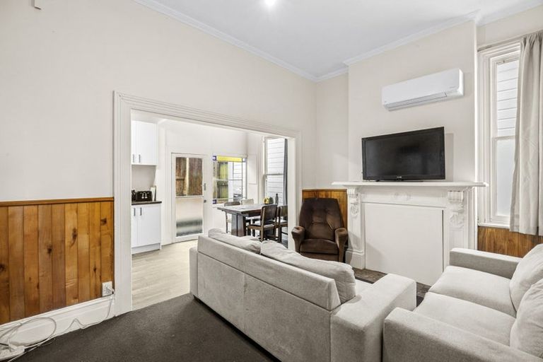 Photo of property in 44 Heriot Row, Dunedin Central, Dunedin, 9016