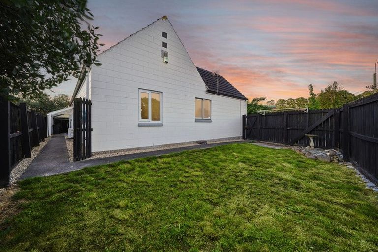 Photo of property in 1/239 New Brighton Road, Burwood, Christchurch, 8061