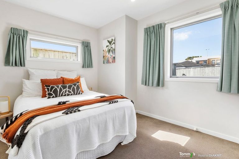 Photo of property in 32u1 Dr Taylor Terrace, Johnsonville, Wellington, 6037