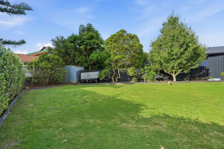 Photo of property in 6 Fratley Avenue, Farm Cove, Auckland, 2012