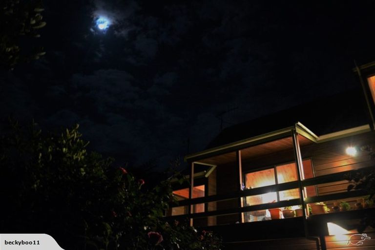 Photo of property in 2 Park Road, Paraparaumu Beach, Paraparaumu, 5032