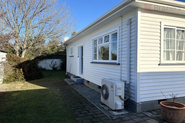 Photo of property in 3 Camelia Place, Islington, Christchurch, 8042