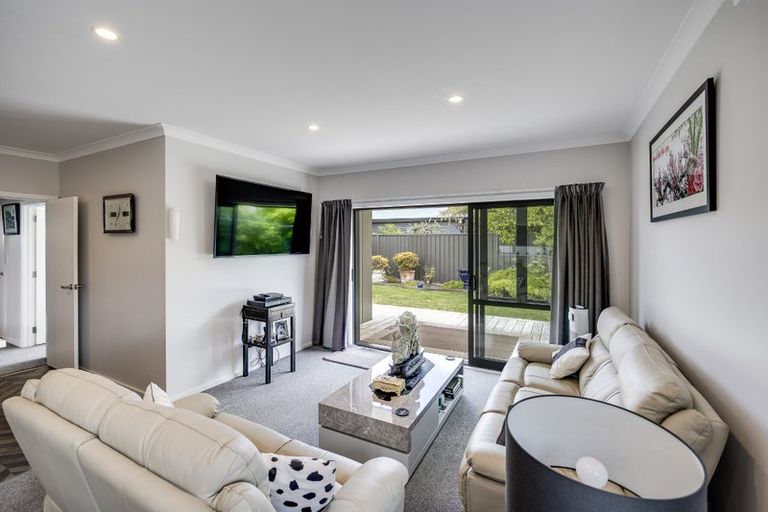 Photo of property in 2b Kauri Street, Taradale, Napier, 4112