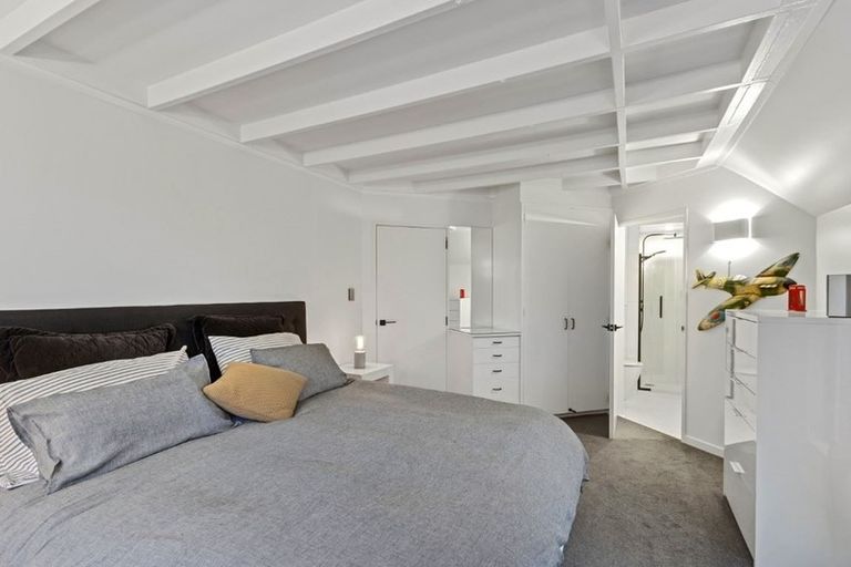 Photo of property in 2/36 Edgeware Road, St Albans, Christchurch, 8014