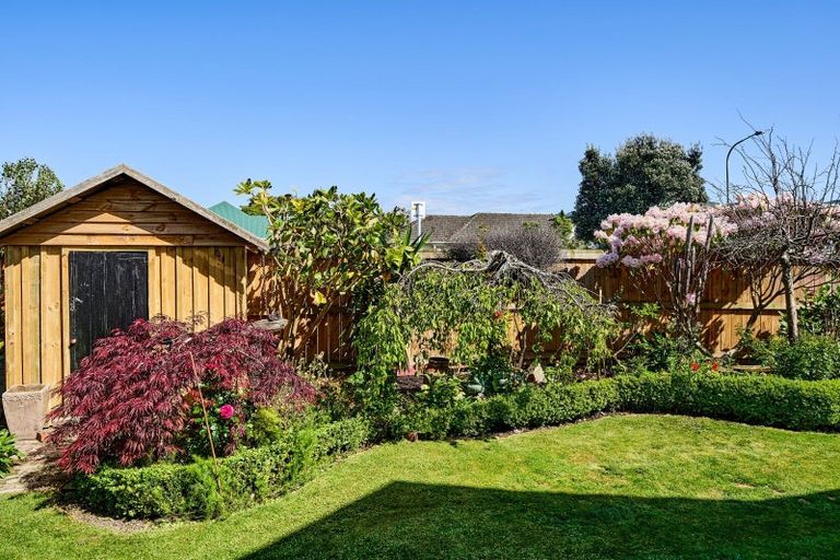 Photo of property in 2 Jutland Street, Waterloo, Lower Hutt, 5011