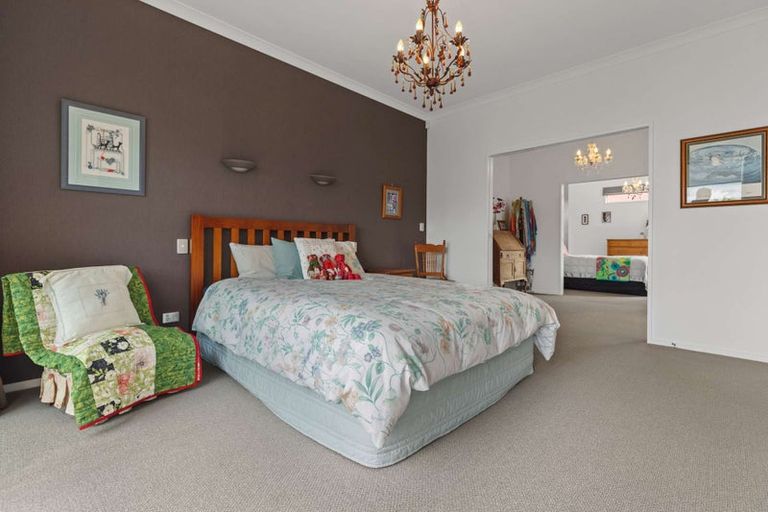 Photo of property in 183 Taylor Street, Cambridge, 3434