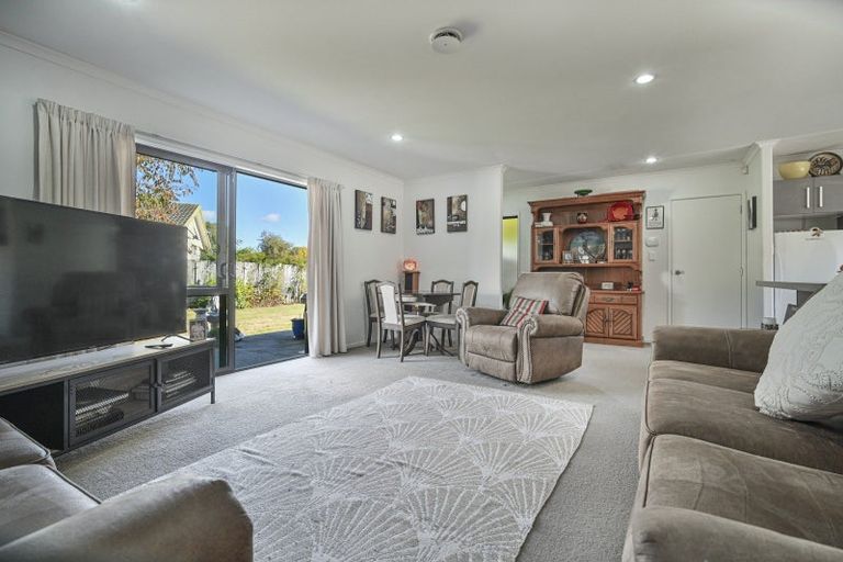 Photo of property in 43 Kingsley Drive, Flaxmere, Hastings, 4120