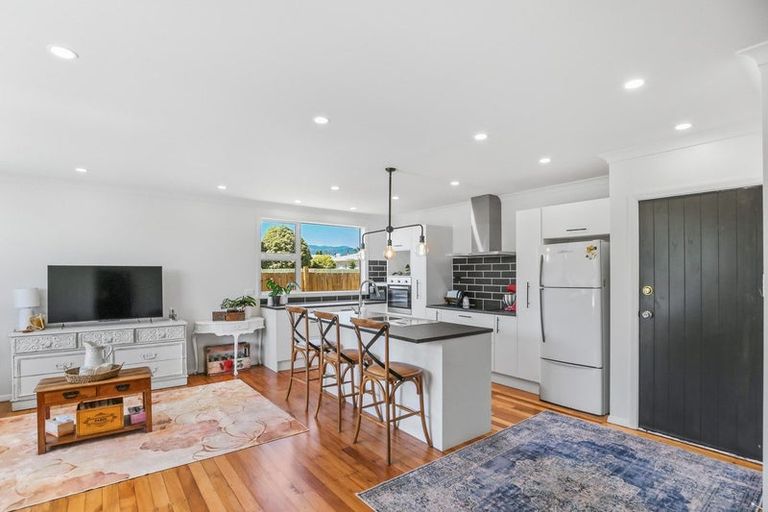 Photo of property in 638 Queen Street East, Levin, 5510