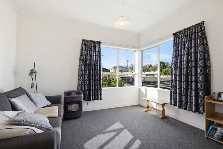 Photo of property in 10 Keatoa Terrace, Owaka, 9535