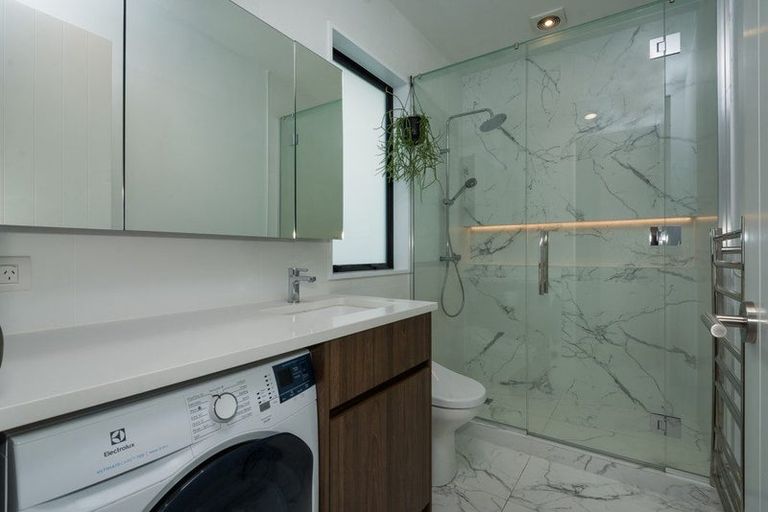 Photo of property in 29 Kewa Road, Albany Heights, Auckland, 0632