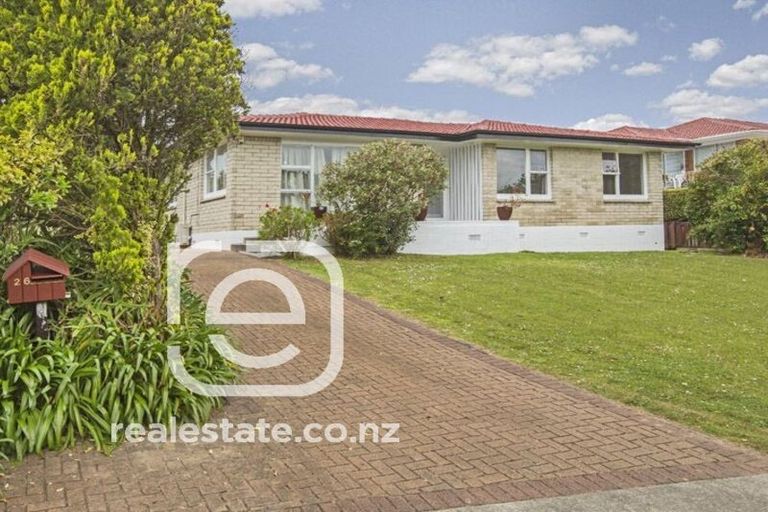 Photo of property in 26 Priestley Drive, Bucklands Beach, Auckland, 2014