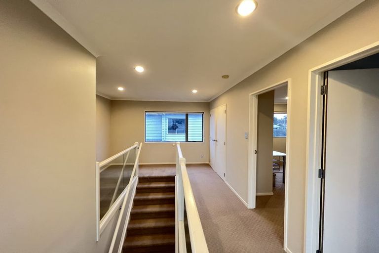 Photo of property in 37 Clover Drive, Henderson, Auckland, 0610