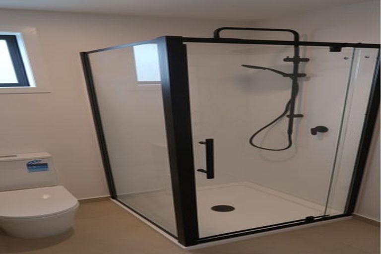 Photo of property in 47b Spyglass Lane, Whitby, Porirua, 5024