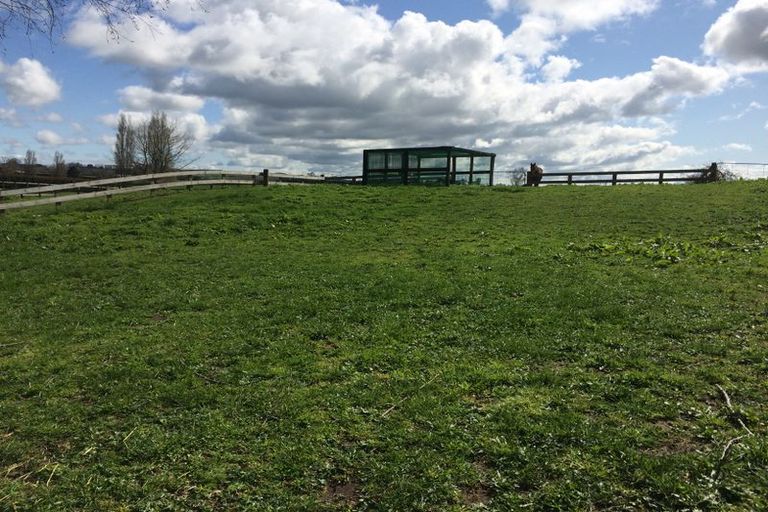 Photo of property in 204 Puketutu Road, Matamata, 3472